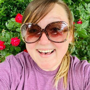 Meet your Posher, Catherine